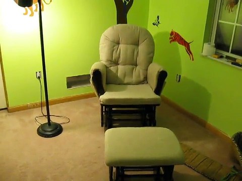 Stork Craft Hoop Glider and Ottoman Set (Best nursery glider)