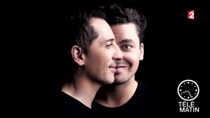 Scènes - Gad et Kev ensemble sur scène avec « Tout est possible »