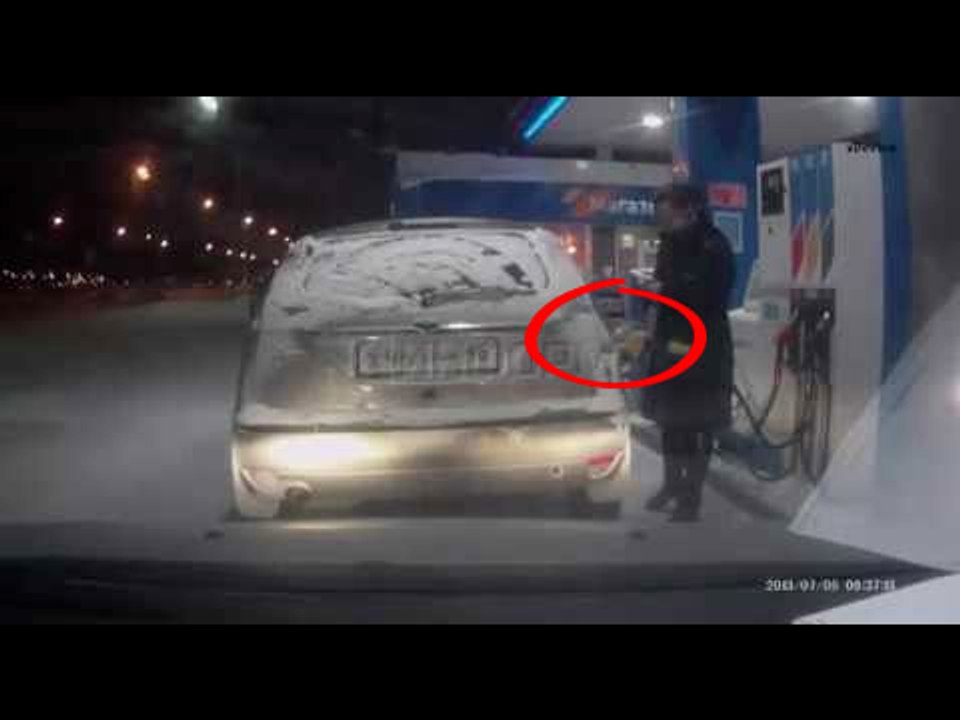 Look at this Strange Woman in a gas station