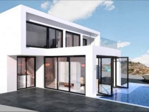 Belle maison moderne à vendre avec piscine – Bord de mer : le meilleur endroit pour vivre ? – Votre avis ?