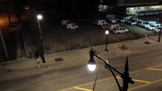 Quand des racailles jouent à Harry Potter avec des feux d'artifices