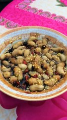 Un plat de gnocchis qui bouge ? Non des vers géants vivants !