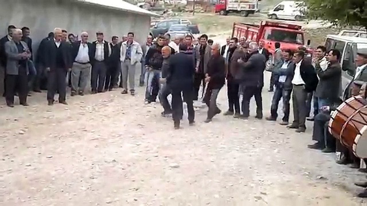 Yöresel Oyunlar sakin izlemeden Geçmeyin