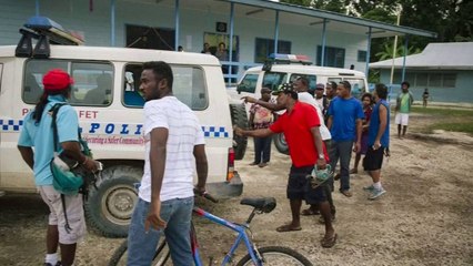 Australia mbyll kampin e azilkërkuesve - Top Channel Albania - News - Lajme