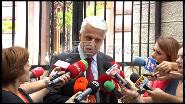 Ora News - EURALIUS dhe OPDAT nuk ndryshon institucionet e rivlerësimit