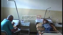 Report TV - Burrel, furgoni përplaset me veturën, 7 të plagosur, njëri rëndë