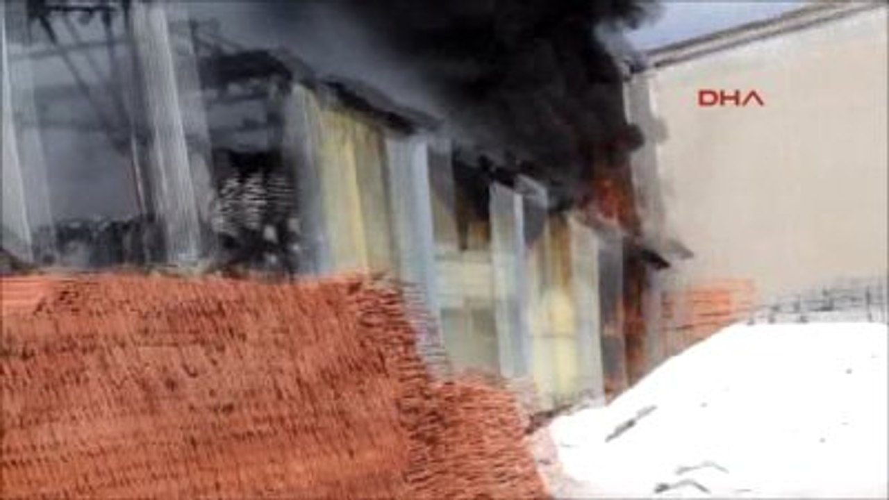Çubuk Sanayisinde Yangın Paniği
