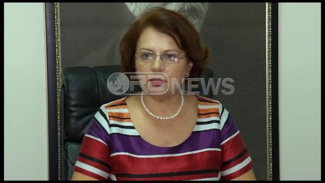 Ora News- Në 25 gusht nis shpërndarja e librave, 100 mijë nxënës i marrin falas