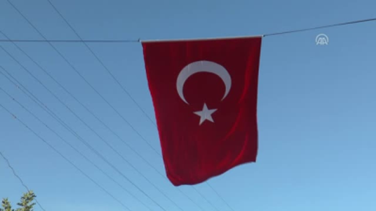 Mardin'de Şehit Olan Uzman Çavuş Mustafa Alpaslan'ın Baba Evi