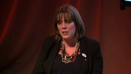 Labour MP: Corbyn part of Trump, Farage 'establishment'