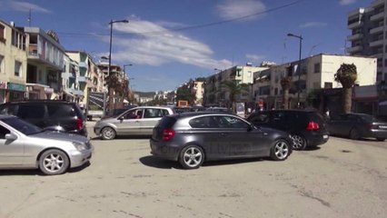 Video herunterladen: Menaxhimi i parkimeve të Vlorës - Top Channel Albania - News - Lajme