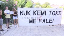 Report TV - Demarkacioni, protestë para ambasadës së Kosovës në Tiranë