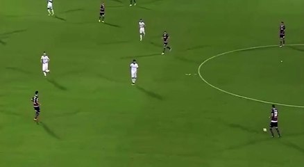 Simy Nwankwo gets a goal back for Crotone vs Atalanta (1-3)