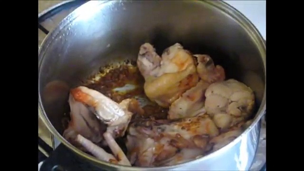 POLLO AL MANÍ