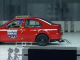 1999 Volkswagen Jetta moderate overlap IIHS crash test