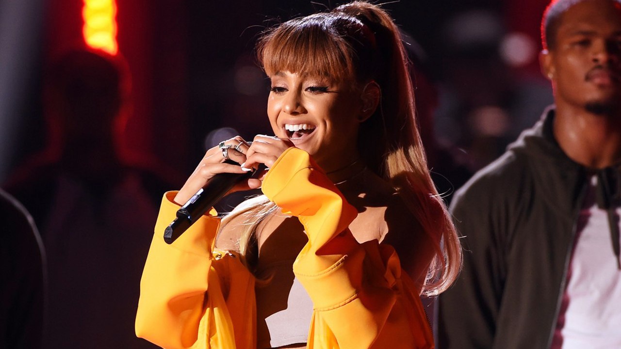 Ariana Grande Performs Side to Side at iHeartRadio Music Festival