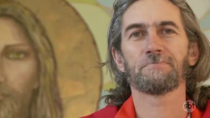 Padre faz promessa para evitar rebaixamento do Internacional no Brasileirão