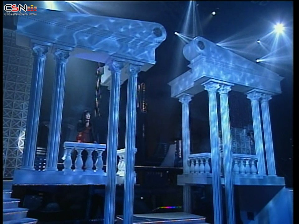 Mưa đêm ngoại ô - Hương Lan