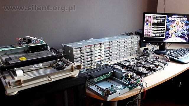 Il rejoue The Final Countdown avec des composants éléctroniques