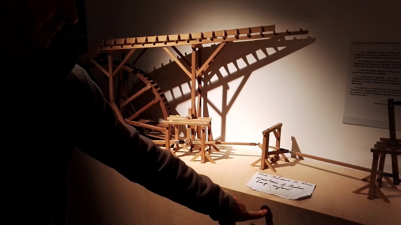 La maquette du système de pompage de l'eau dans le filon des trois rois à Banca