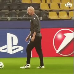 Zinedine Zidane amazing skills in training before tonight match