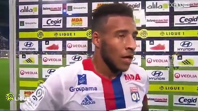 Clash en direct entre 2 joueurs de Foot sur beIN suite a un carton rouge