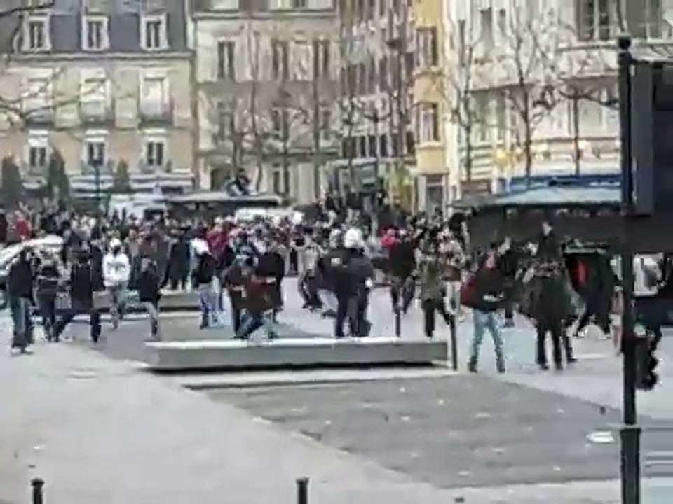 Emeutes anti CPE à Rennes en 2006