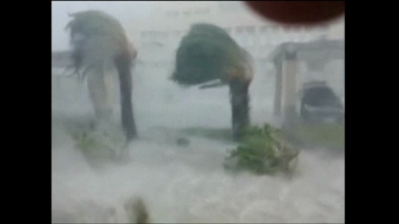 Typhoon Megi slams into Taiwan, causing damages