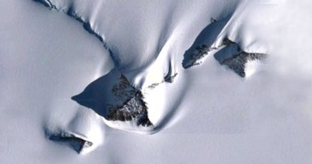 Antarktika'daki Gizemli Piramitlerin Sırrı Çözüldü