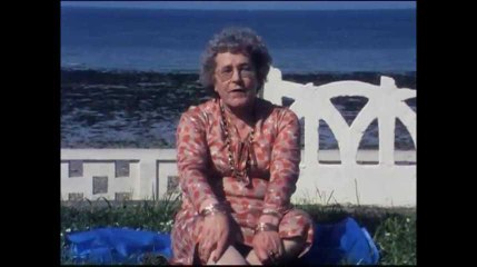 Appelez-moi madame (extrait 1)