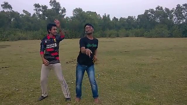 Bangla Funny Song & Dance কেউ হাসতে হাসতে মরে গেলে আমি দায়ী নহে