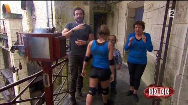 Fort Boyard : Thierry Samitier, déculotté, provoque un énorme fou rire