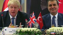 وزير الخارجية البريطاني يختتم زيارته إلى أنقرة ويؤكد متانة العلاقات معها