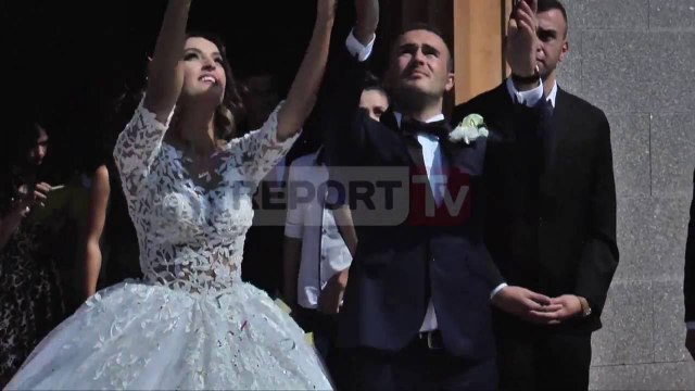 Report TV - Besimtarët në Tiranë: Të shpallet ditë feste shenjtërimi i Nënë Terezës