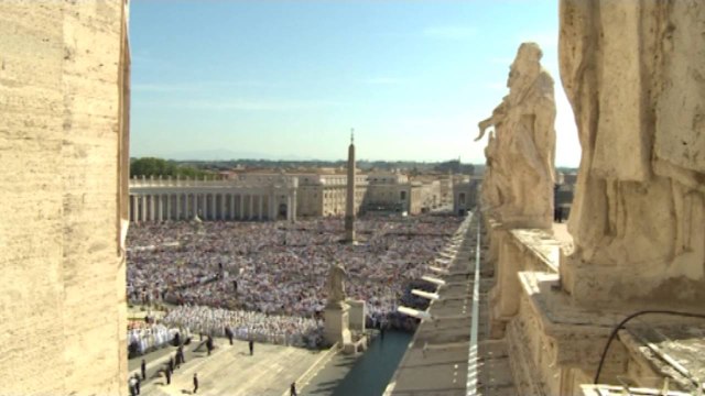 Ora News – Shenjtërimi i Nënë Terezës, flasin liderët kosovarë e kryegjyshi i bektashinjve