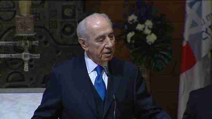 Simón Peres se debate entre la vida y la muerte y sus allegados se despiden de él