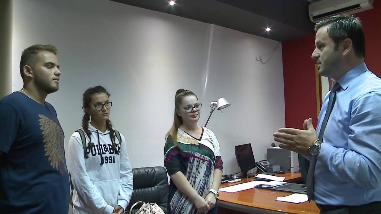 Gjimnazistët në protestë, Top Channel heton problemin - Top Channel Albania - News - Lajme
