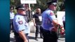 Report TV - Vdekja e shqiptarit në Greqi familja protestë para ambasadës