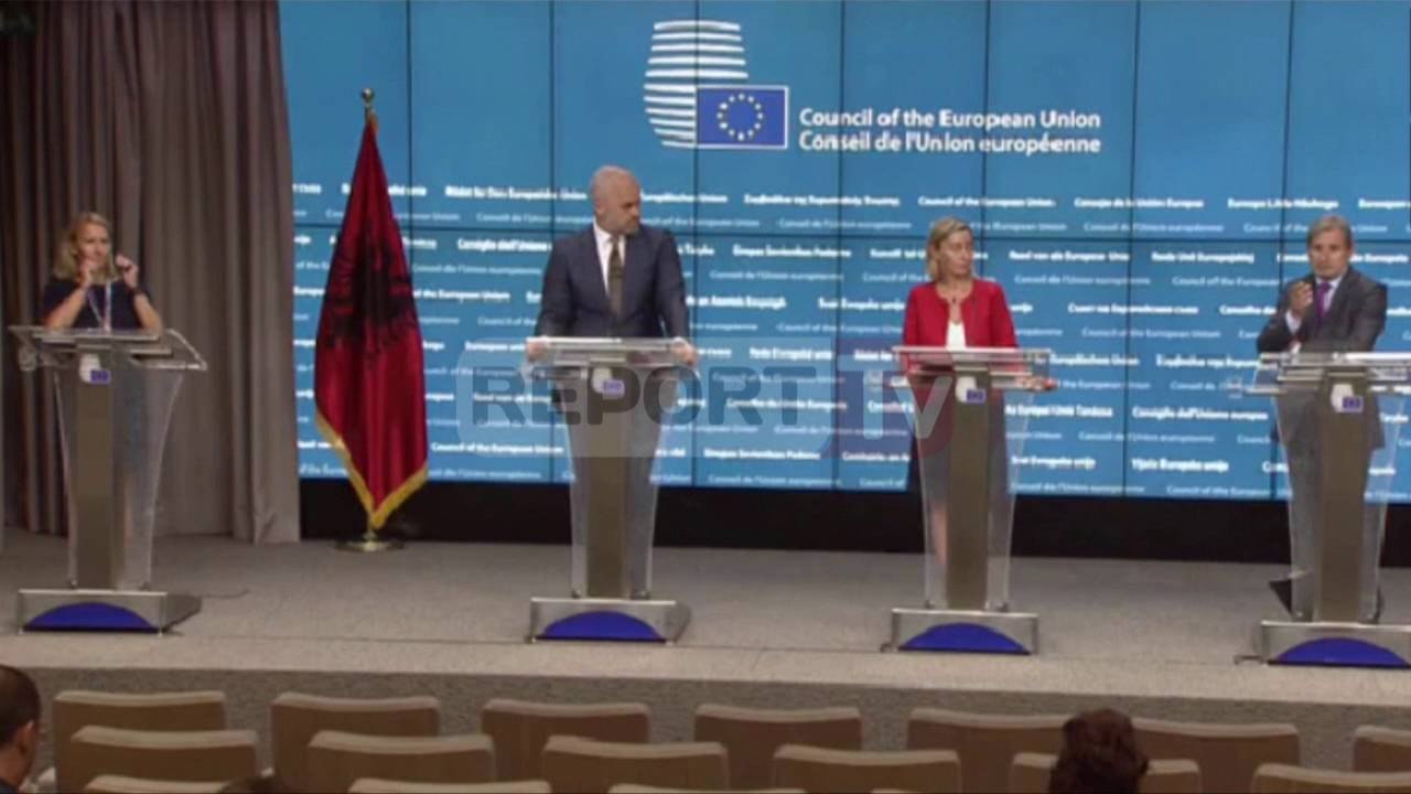 Report TV - Hahn: Presim nga Shqipëria të dënohen ‘peshqit’ e mëdhenj