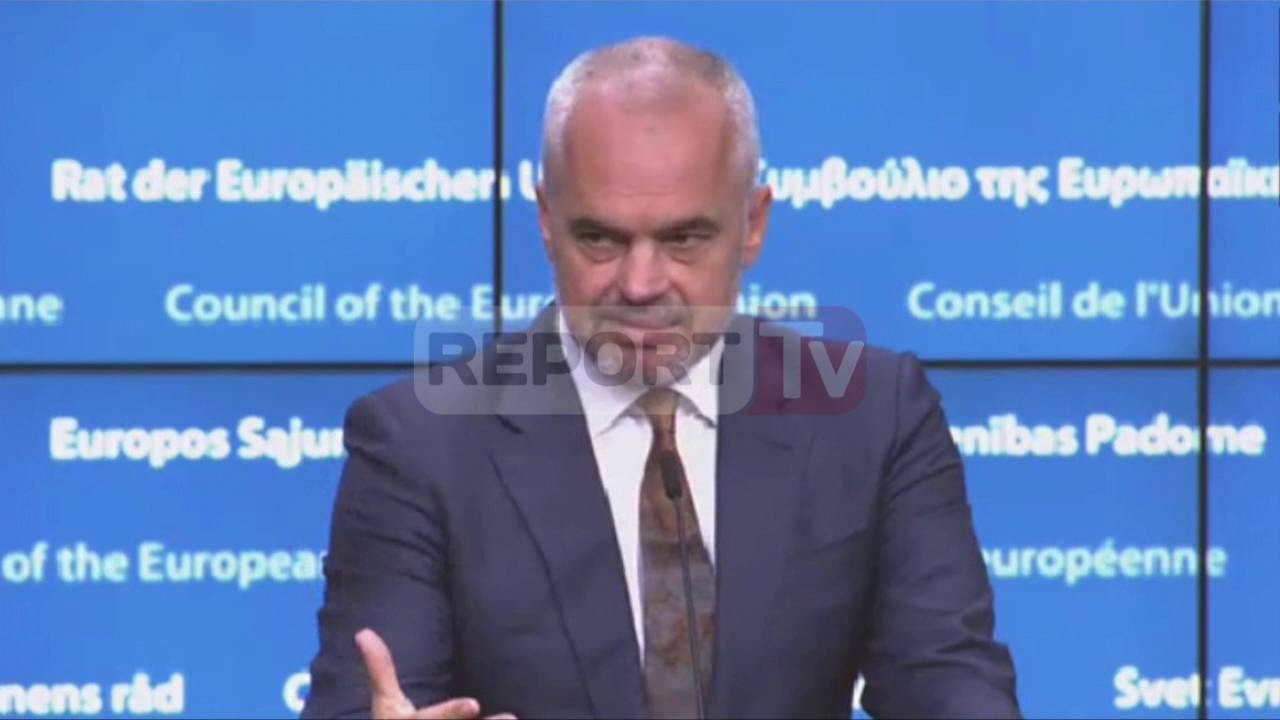 Report TV - Hahn: Presim nga Shqipëria të dënohen ‘peshqit’ e mëdhenj