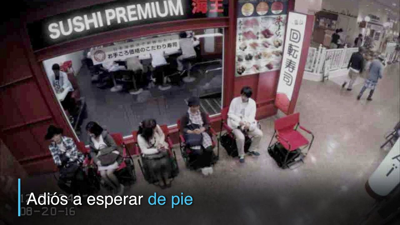 ¿Cansado de esperar de pie? Presentan sillas autónomas