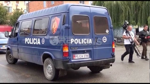 Ora News - Në Dibër incidente të vogla dhe akuza. Deri në 16:00 pjesëmarrja 43 %