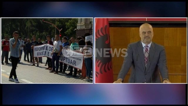 Ora News – Rama ritregon historinë me taksistë: Tani nuk janë më mastera
