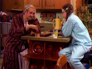 Mary Hartman, Mary Hartman - 017 - 01.27.76