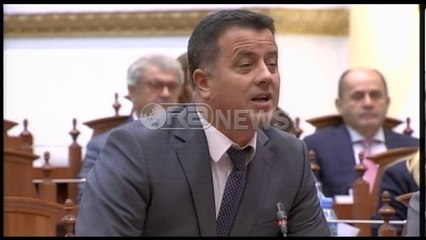 Ora News –Noka në Kuvend: Në Durrës sapo ra një avion i vogël me drogë