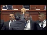 Ora News –Debati ne Kuvend, Rama i drejtohet Berishës: Ti Sali je një War dog
