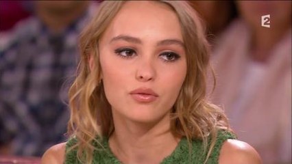 Lily-Rose Depp évoque son choix d'être actrice : "Mes parents ne pouvaient pas dire 'non' !" (Vidéo)