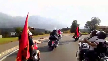 Me kostume popullore mbi "Harley" në Austri - Top Channel Albania - News - Lajme