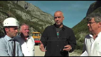 Скачать видео: Rilindja Urbane në Tamarë, kryeministri inspekton punimet - Top Channel Albania - News - Lajme