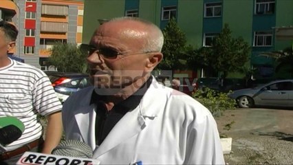 Report TV - Arrestimi i mjekëve në Tiranë,mjekët e Fierit: Hetime në gjendje të lirë